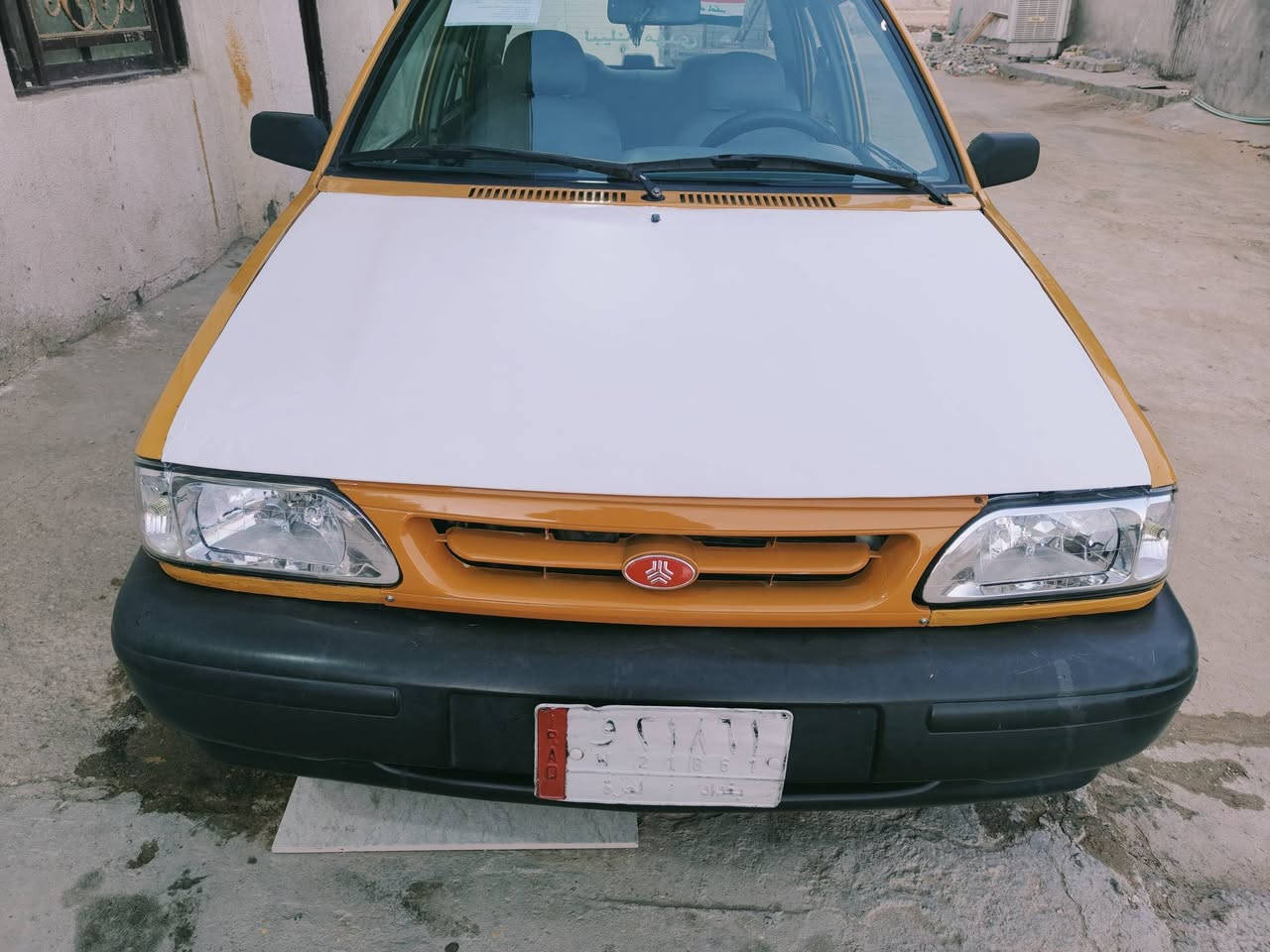 السلام عليكم سايبه موديل 2015 مكينه وكير جدد حداديه وتخم تاير جديده مصفره هيئه وغرامات شواصي حلوات السياره كفاله من الضربه مكاني كربلاء الحر السواده السعر 30 رقمي ***********
