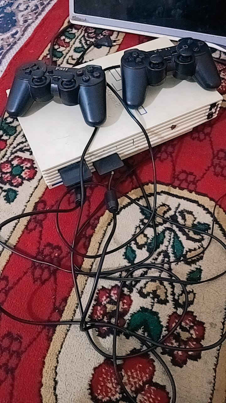 سلام عليكم ورحمة الله وبركاته
بلي 2البيع بلي نضيف نضافه فول بلي جديد يدات 
2وياى بلي بي 32العب سعر 40بي مجال قليل مكان نجف هاذ رقمي 
***********47
