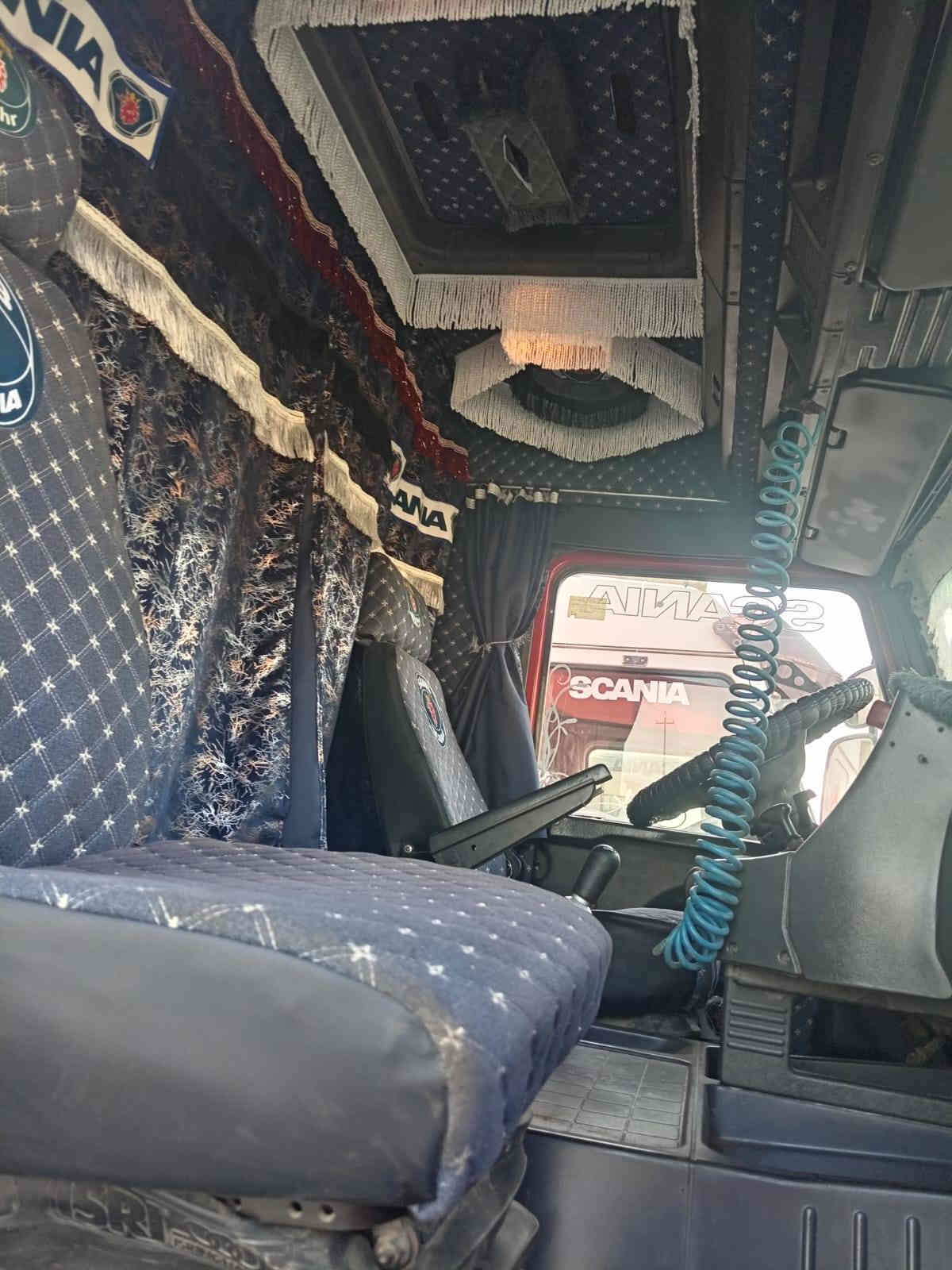 للبيع قلاب موديل 96محرك فحمي كير 3x3وضع شركه طخم تاير محرك نوزل كله بشرط رقم ألماني شرط التحويل السعر 225  تواصل عالرقم ***********.  مكان الموصل
