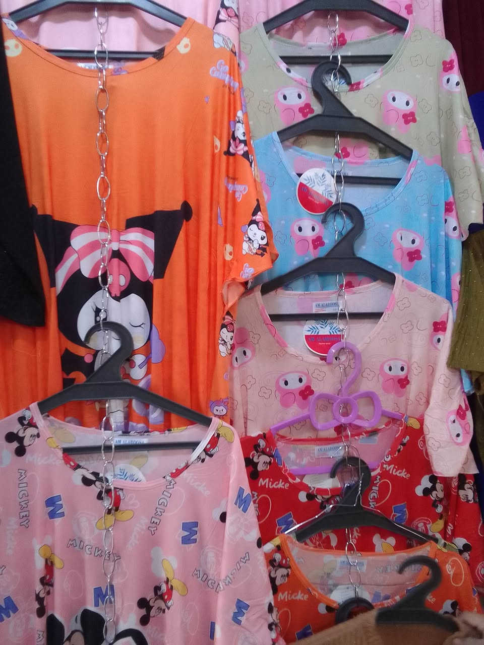 من رخصة الادمن
تعلن ازياءوخياطه الرباب عن توفر انواع الدشايش النسائيه والتراكات وكذلك الاقمشه مستعدون لخياطه حسب طلب الزبون علما ان الأزياء والخياطه تدار من قبل كادر نسائي 
زورنا تجدون الافضل والاجمل
حله شارع 80 مجاور مجمع إطارات مشن او أسواق سيد علي 
***********
***********
