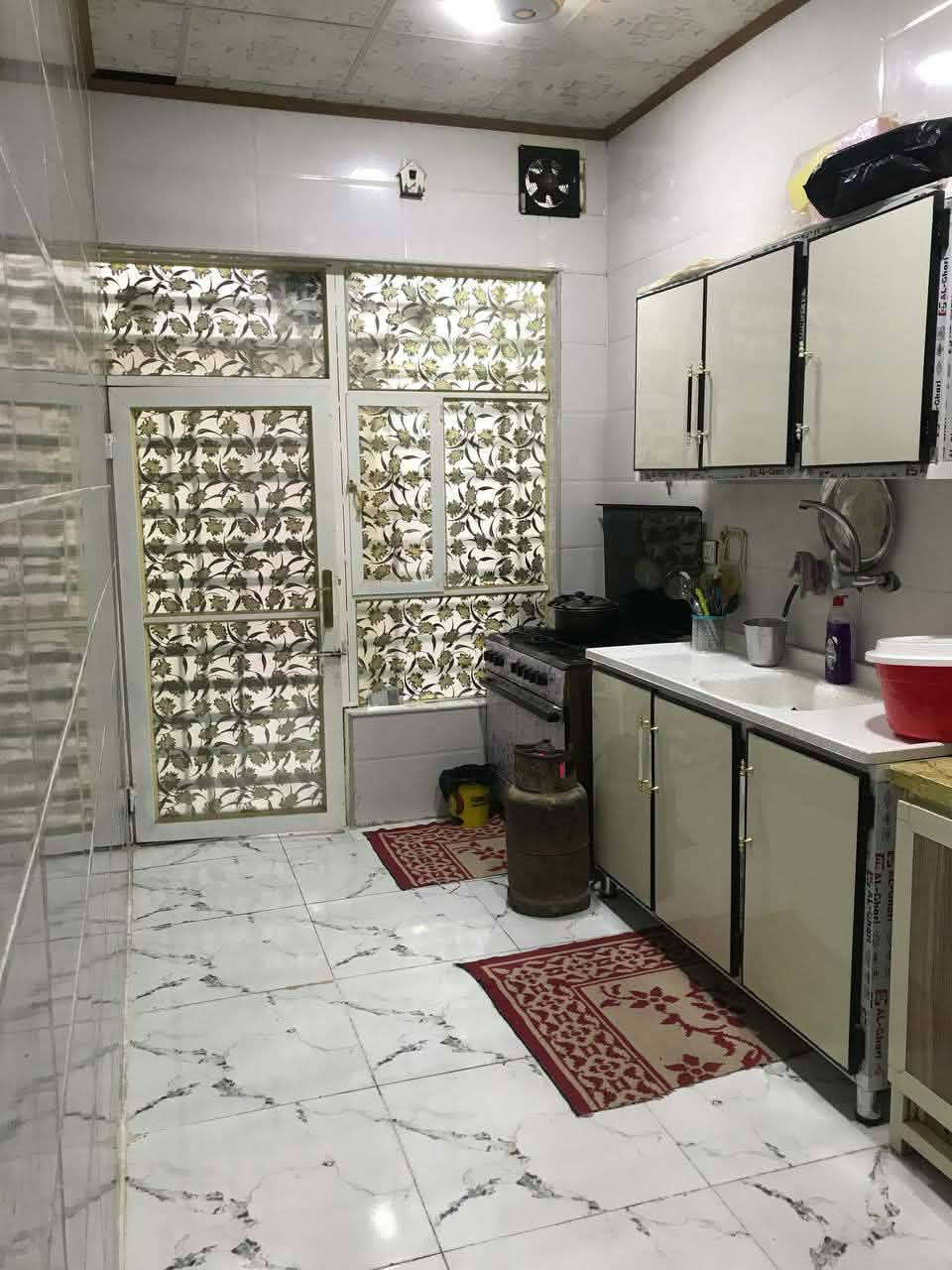 دار 💒البيع مساحه 100 طابو زراعي سند 25 يحتوي دار 💒علئ   غرفه وصاله واستقبال ومطبخ وطارمه حمامات داخليه وخارجيه الارضيه بورسلين و سيراميك السقف جبس بورد السطح الشتايكر  العنوان شارع المطار القديم مقابل مجمع الرحمن فرع صيدليه ارض الفرح يبعد عن الشارع 100  السعر المطلوب 35 وبي مجال بصيط العنوان كوفه البراكيه شارع المطار القديم اللاستفسار اتصل علئ رقم


**إذا كنت صاحب هذا الإعلان وتريد حذفه لأي سبب، رجاءا أرسل رسالة إلى الدعم الفني**