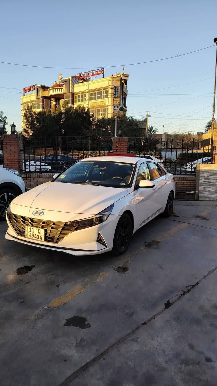 السلام عليكم
النترا 2023 هايبرد
سيارة ماشية 40mi
محرك 1600تيربو
مواصفاتها معروفة
بصمة ابواب
صندوق ذكي يفتح عند الاقتراب من البصمة
3 مودات قيادة (سبورت _ ايكو _نورمال )
تحديد مسار
مانع انزلاق
سايد بريك دكمة
اوتو هولد و مود درايف
سيارة بسمي تحويل ثاني يوم
صور الحادث مرفقة بل منشور
سعرها 145وبيها مجال جدأ بسيط

سيارة حلوة و بلعافية علة الياخذهة

مكاني البلديات تقاطع الكهرباء

رقم الهاتف ¦***********
