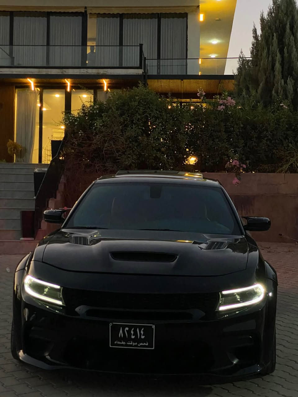 Dooj charjer 2017 
ساخ خومان له دوبه ى هيناومانه     كه ميك بوياخى ئه و رووپاى هه يه 
دوج چارجةر موديل ٢٠١٧ مةكينه ٦ بستن مواسفات كوشن هيتةر كوشن كارةباي  شاشه گةورة سوكان فوليوم سوكان SRT جام ئوتو ئاوينه ئوتو بةسمة بةسمةي دةرگا  شةغال سندوق بةسمة تراكشن  ٣ مودي گير   گيرو مةكينه بةشةرت   كامل سةيارةكة كراوته SRT ويل SRT گورينه وه ش ئه كه م له سه ر دل گرتن
***********ڤايبه ر    واتسئه پ السليمانية, العراق
