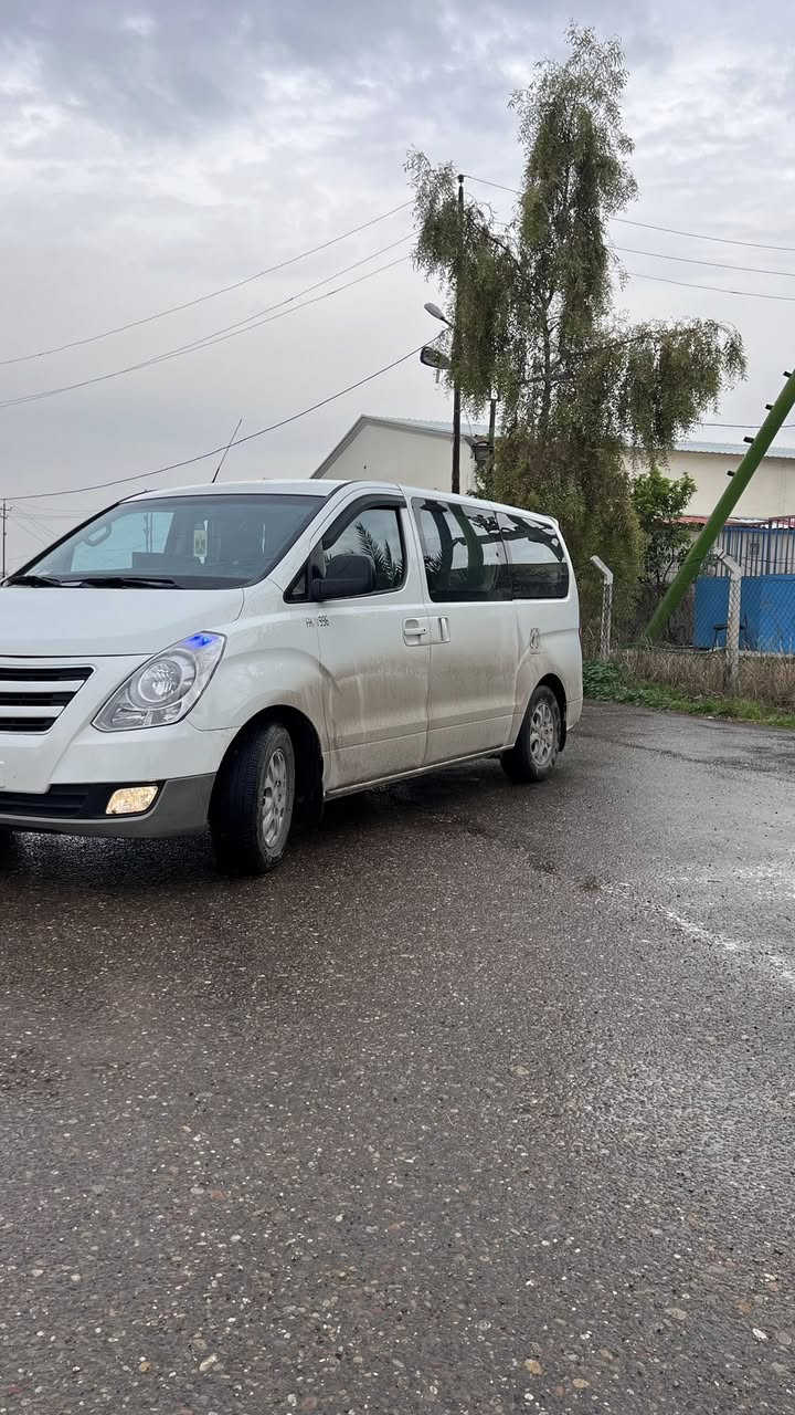 السلام عليكم ستاركس 2009 للبيع بيها صبغ قليل جداً بين الباب السلايت والچاملغ صفحة السايق فقط والباقي كفاله السياره جديده وما متعوبه السعر 138 وبيها مجال قليل وبالعافيه عل ياخذها مكان السياره #صلاح_للدين_الضلوعيه
 الشراي يتصل ***********
