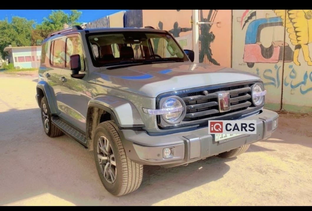 السلام عليكم
‎   للبيع مع اضافات Tank 300 

اشتريتها بتاريخ 2/7 

مواصفات السيارة معروفه + اضافات دواسات قدم متحركة مع فتح الابواب وغلقها للصعود + الجنطة شفط 

السيارة بدون ضربه 

ضمان نهج العراق

للتواصل ***********
