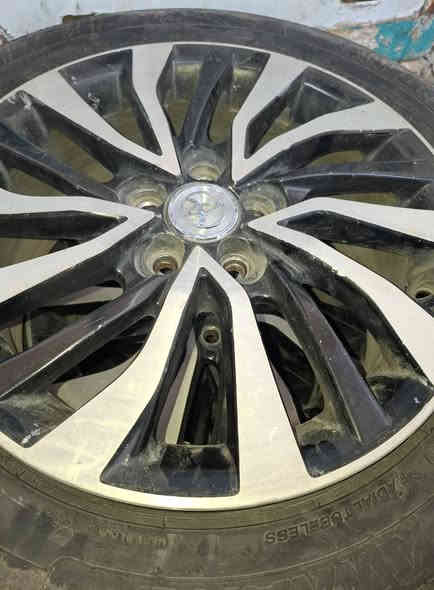 تخم ويل كب ويا تايرات جديدة سعره 425 وبي مجال ***********
