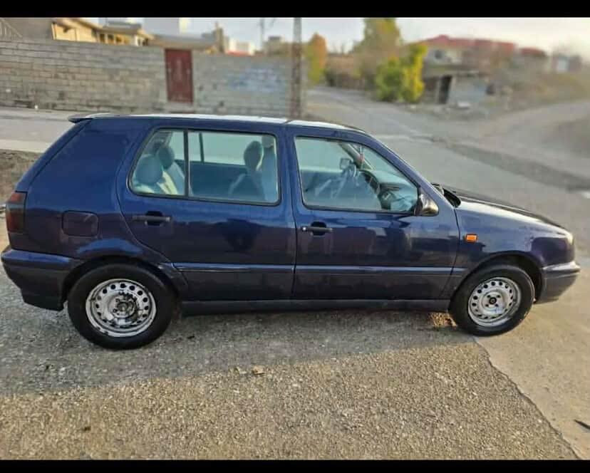 سيارة كولف نفخ موديل ١٩٩٢ رقم اربيل كير و محرك بشرط تايرات جديد تاخم صدر جديد كلير عام للجمالية 
كهربايات تدفئة كلة يشتغل تبريت ثلج❄️داخل سيارة
حيل نظيف سيارة مابي اي نقص علي وضع شركه
مكان كركوك 
سعر.٣٧ بيها مجال بيع مستعجل
***********
***********
