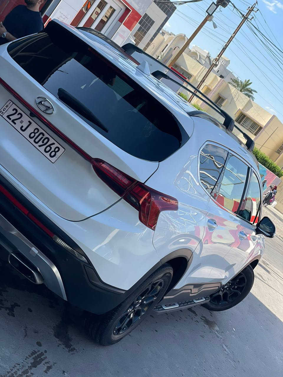 للبيع سيارة سنتافي بيضاء اللون فئة بلاك توب
موديل 2022
المحرك 2500. GDI
ماشية 42 ميل قابل للزيادة 
المواصفات 
نظام البصمة 
تشغيل عن بعد 
جنطة كهربائية 
كشنات تدفئة 
كشن السائق كهربائي 
تحكم ستيرن
كروس مثبت سرعة 
تحديد مسار 
النقطة العمياء
شفتات قيادة 
ثلاث وضعيات قيادة 
رادار امامي وجانبي وخلفي 
هاند بريك كهربائي 
الگير بنظام الأزرار 
قيادة ذاتية 
شحن موبايل لاسلكي 
اوتوهولد 
التبريد قطعتين 
اللايتات لدات 
الدشبول مطعم بالفايبر كلاس 
طي الكشنات الخلفية كهربائي 
نظام الترحيب 
شاشة تدعم نظام الكاربلي 
وغيرها من المواصفات 
الصبغ
قطعة واحدة صبغ فقط (الجنطه)
السيارة بدون ايرباك
السيارة جاهزة وبدون اي نقص
السعر   210 ورقة قابلة للتفاوض
البيع حسب رغبة المشتري اماً وكالة او اعتراف بالمرور 
مكان السيارة/النجف
***********
