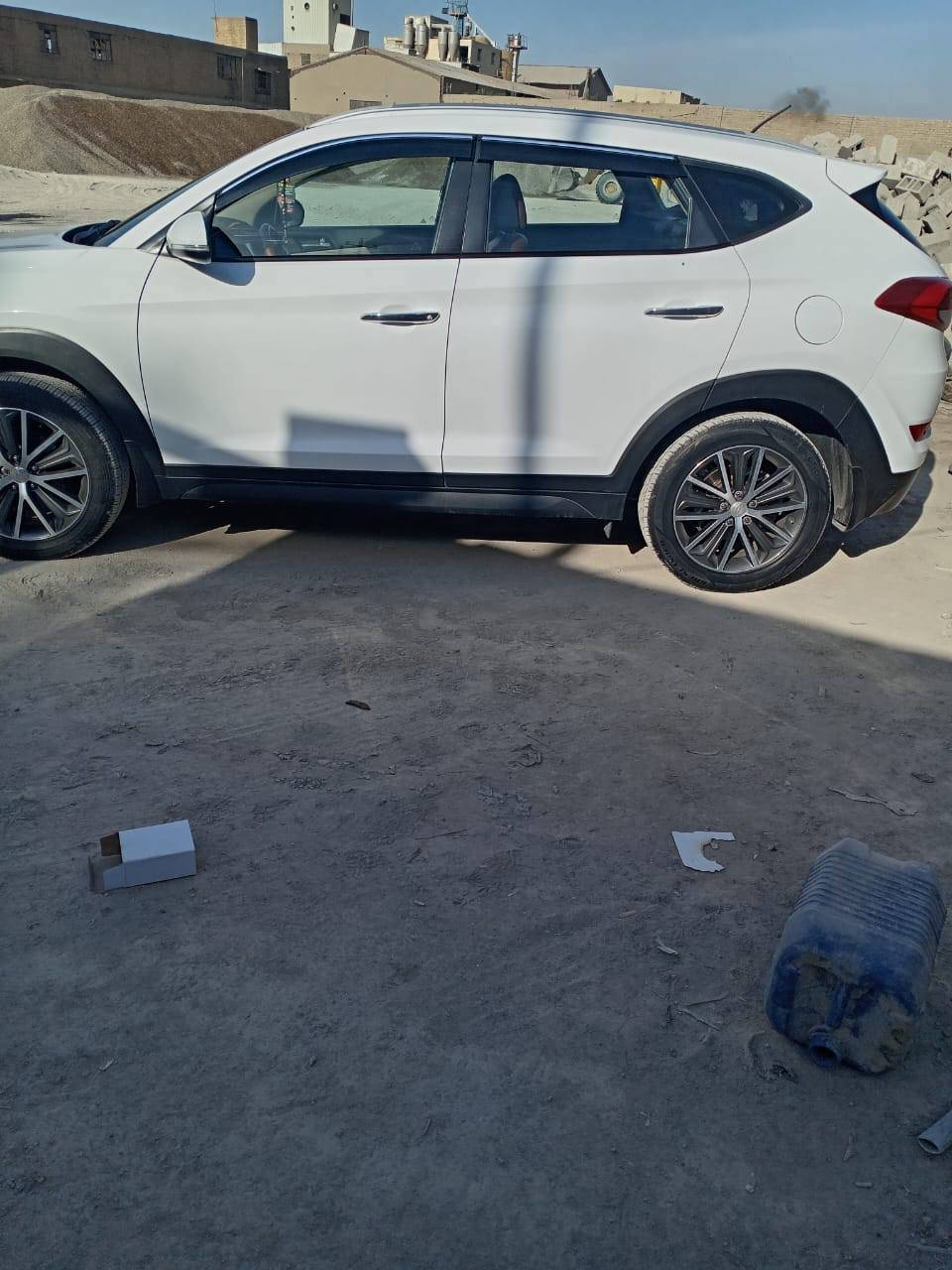 سلام عليكم اخوان الاعزاز سياره توسان 2017 خليجي كفاله عامه  تواصل عله الرقم ***********
