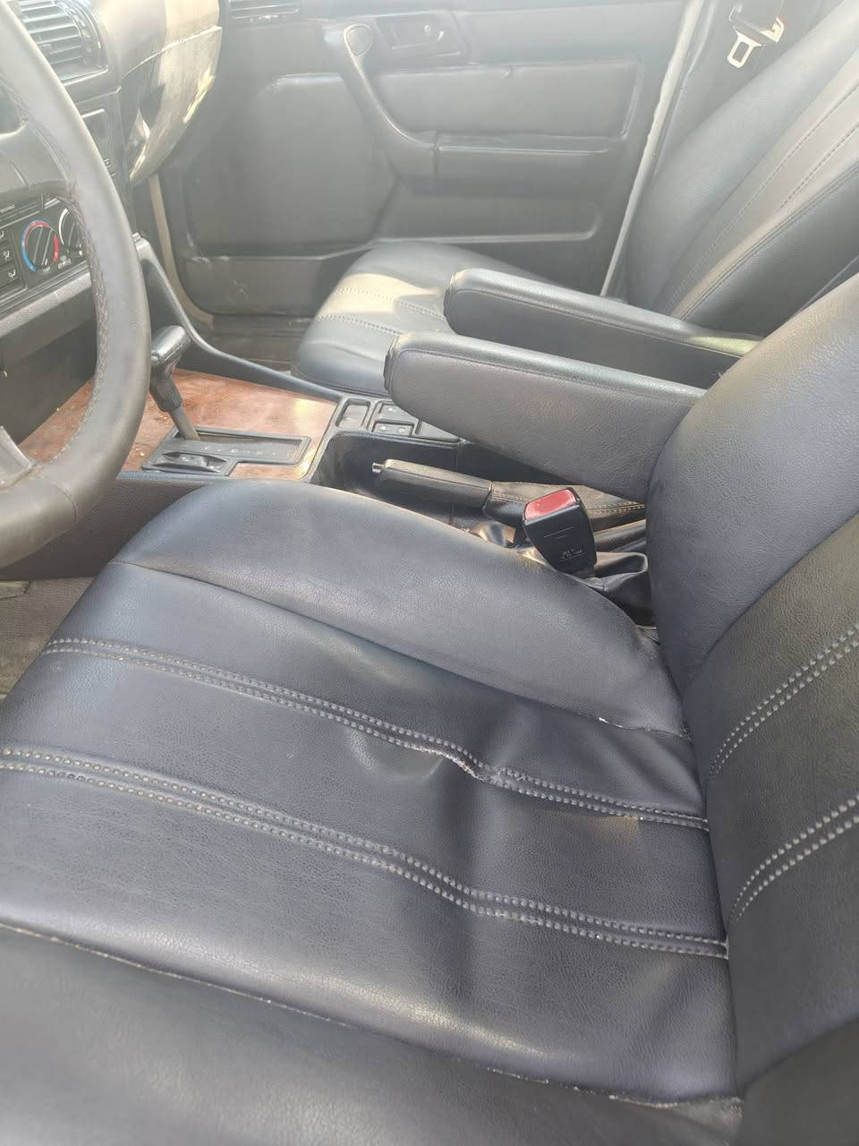 السلام عليكم بيم  525  مديل ( 91 )اصل ابليته وسنويه جديده الى 2030  رقم بصره مصطره غرفته حلو جديده السعر 65 بيه مجال (بصره شط العرب ) الرقم ***********
