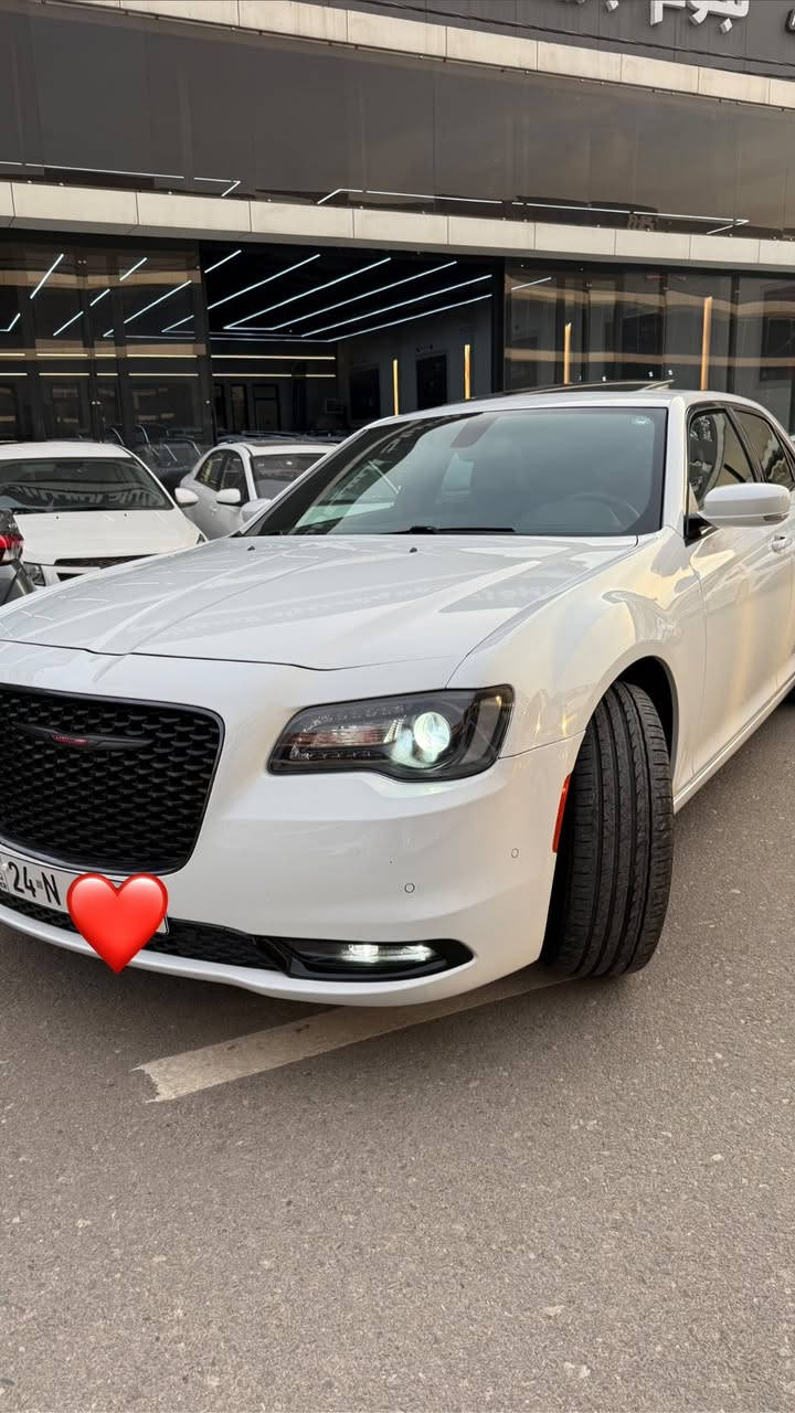 كرايسلر 2023 S
وارد كندي ماشية 58 ميل 
كير محرك بشرط بحالة جيد ..
سيارة فول مواصفات معروفة ..
مكفولة كفالة عامه
سيارة جديدة بمعني كلمه جاهز من كلشي
مكان سيارة نينوى 
***********
