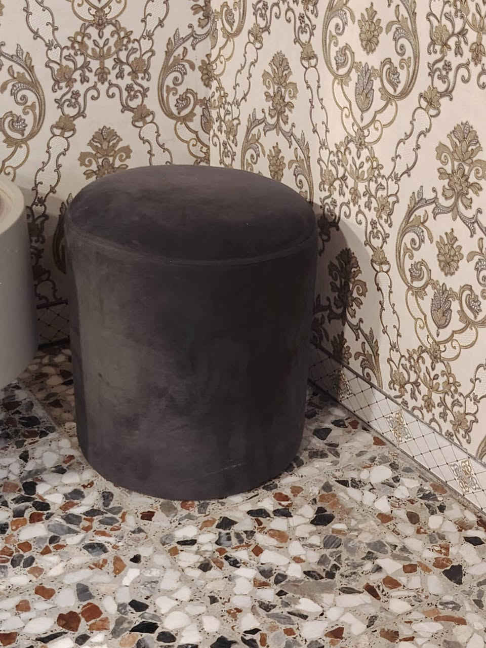 غرفة نوم للبيع نظيفه ٨ قطع ***********
