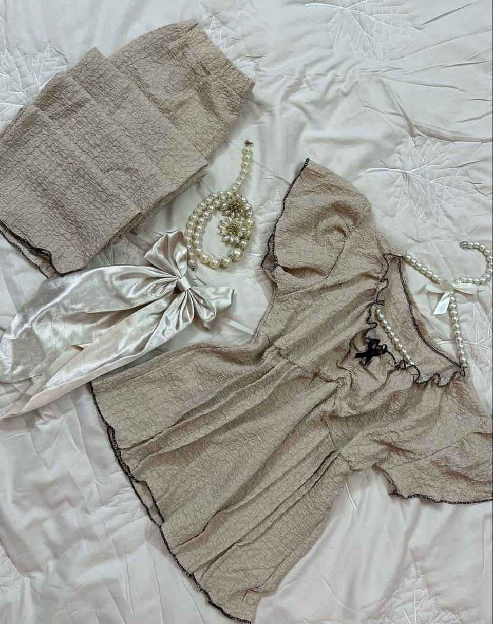 توصيل الفين فقط

تخفيضضض نااار وشرار  ✨✨
تراك كريشة فول كوالتي باردة كلش فول كوالتي ✨ 
فري سايز 

3 الوان 
السعر فقط 13 الف
قطعتين ب25


**إذا كنت صاحب هذا الإعلان وتريد حذفه لأي سبب، رجاءا أرسل رسالة إلى الدعم الفني**