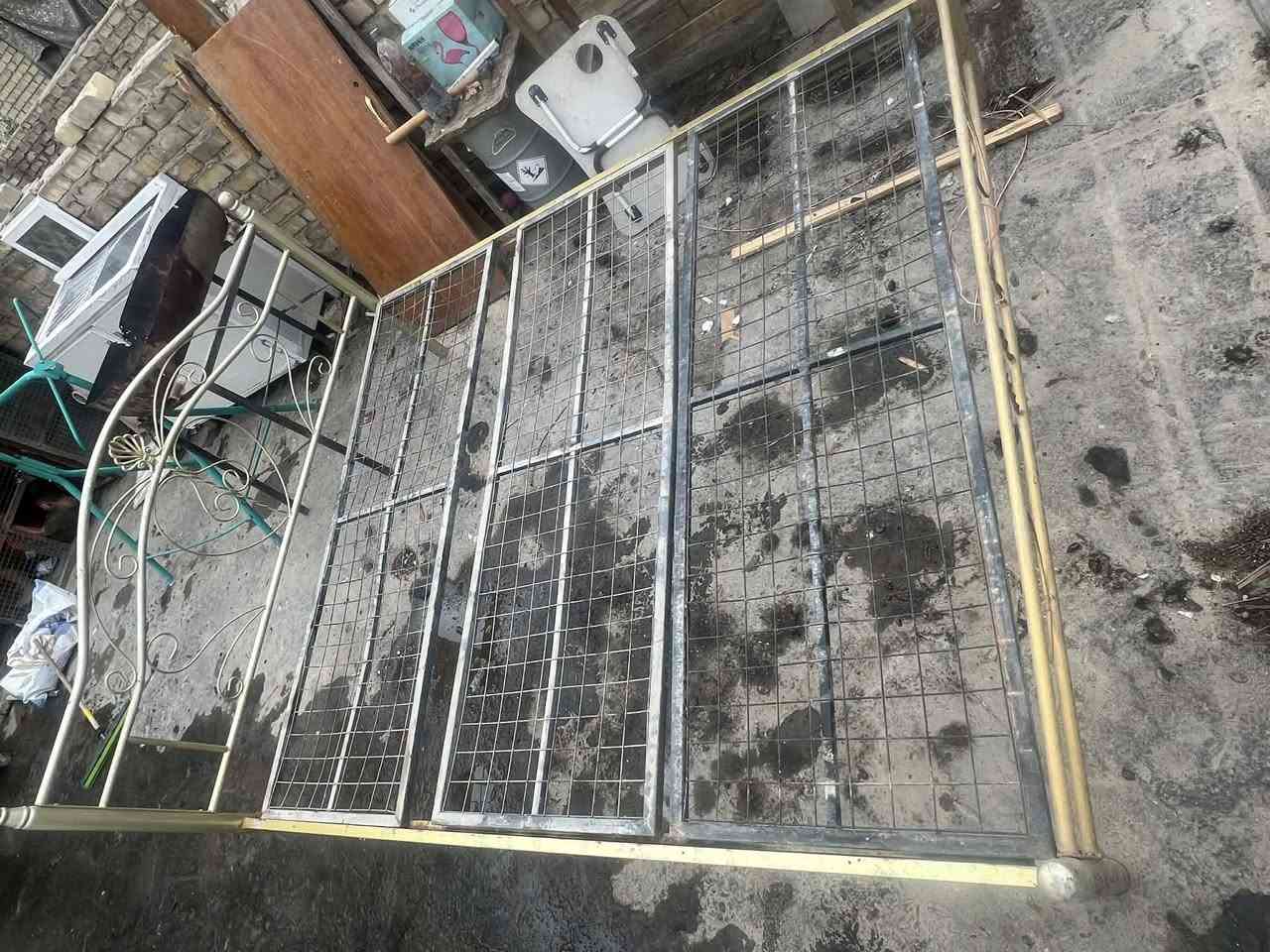 بنكه ٢٥ سنك ٣٠ 
جربايه ٥٠ 
مبرده ٤٠ 
براد ٣٠ 
مكانه شهداء السيديه


**إذا كنت صاحب هذا الإعلان وتريد حذفه لأي سبب، رجاءا أرسل رسالة إلى الدعم الفني**