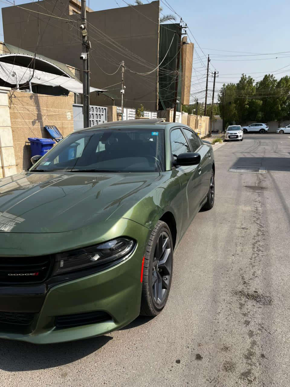 السلام عليكم
جارجر ٢٠٢٣ لاست كول 
sxt+بلص يعني فول مواصفات 
رقم بغداد مداور ثاني يوم مشروع وطني 
مكانها بغداد السياره 
رايديها ب ٢٨٠
رقمي ***********
