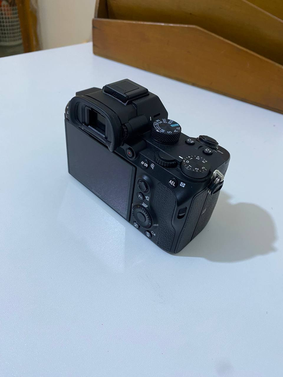 للبيع - كسر كارتونة 
Sony A7III + Sigma 24-70mm Art

كرت. ( SD Card. ( 64GB - يدعم كل اعدادات الكاميرا 

حقيبة حماية من شركة Eirmai

سعر الكاميرا -  (1,550,000)  دينار
سعر العدسة -  (1,250,000) دينار

بغداد *********** موجود واتساب ورصيد
