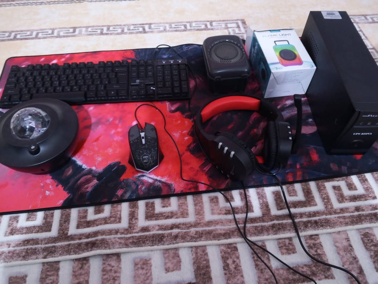 السلام عليكم
تجميعة كاملة كيبورد علما الكيبورد بية الوان يشتغل و ماوس الوان يشتغل و سماعة  الوان تشتغل و ماوس باد صغير ب 59 الف الف اصليات تجميعة و بيهن مجال 🔥🔥🎧

ups الاصلي مو الصيني 40 الف دينار 💸💥

ماوس باد كبير جدا 15الف دينار و بية مجال🎛️💥

سكاي بلوتوث ب35 الف راح احطلكم فيديو عنه و علما بيه دي جي داخلي يعني هم دي جي و هم انارة قوية🔥💸💥

دي جي خارجي ب15 الف دينار🔥🎛️

السعر كامل 159 الف و بية مجال😱💸🕹️

للتواصل *********** واتساب
المكان ديوانية 
لحك قبل لاينباعن
