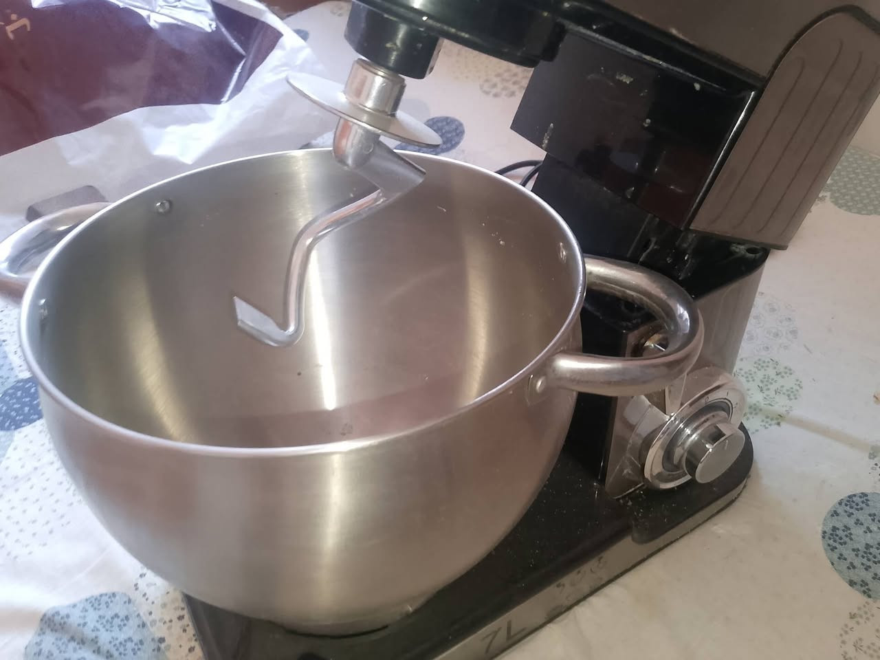 غراض بيت للبيع كلمن وسعره
كنتور تزكام خشب بـ300
عجانه جديده  مامستخدمه بـ100
وميز طعام 20
جربايه ام نفر تزكام خشب بـ 50 الوحده 
كاونتر بـ 200 وبي مجال


**إذا كنت صاحب هذا الإعلان وتريد حذفه لأي سبب، رجاءا أرسل رسالة إلى الدعم الفني**