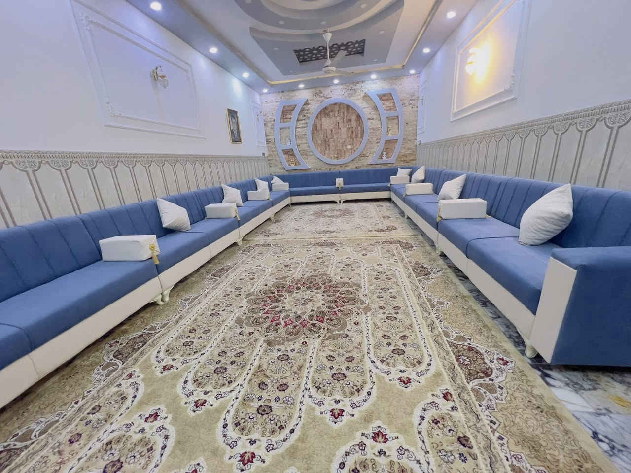 عروض ويانه على تخم  وديوان جديد جاهز ستندر وحسب طلب الزبون كادر متميز يختص في أخذ قياسات المكان مع ضمان إلى جميع الزبائن الكرام  5 سنوات قماش تركي وتر بروف خشم جام  روسي معاكس مكبوس هاي اكسترا مميز اول العنوان بابل الهاشمية الجربوعيه مجاور مدرسه الثبات للحجز والاستفسار *********** أو ***********
