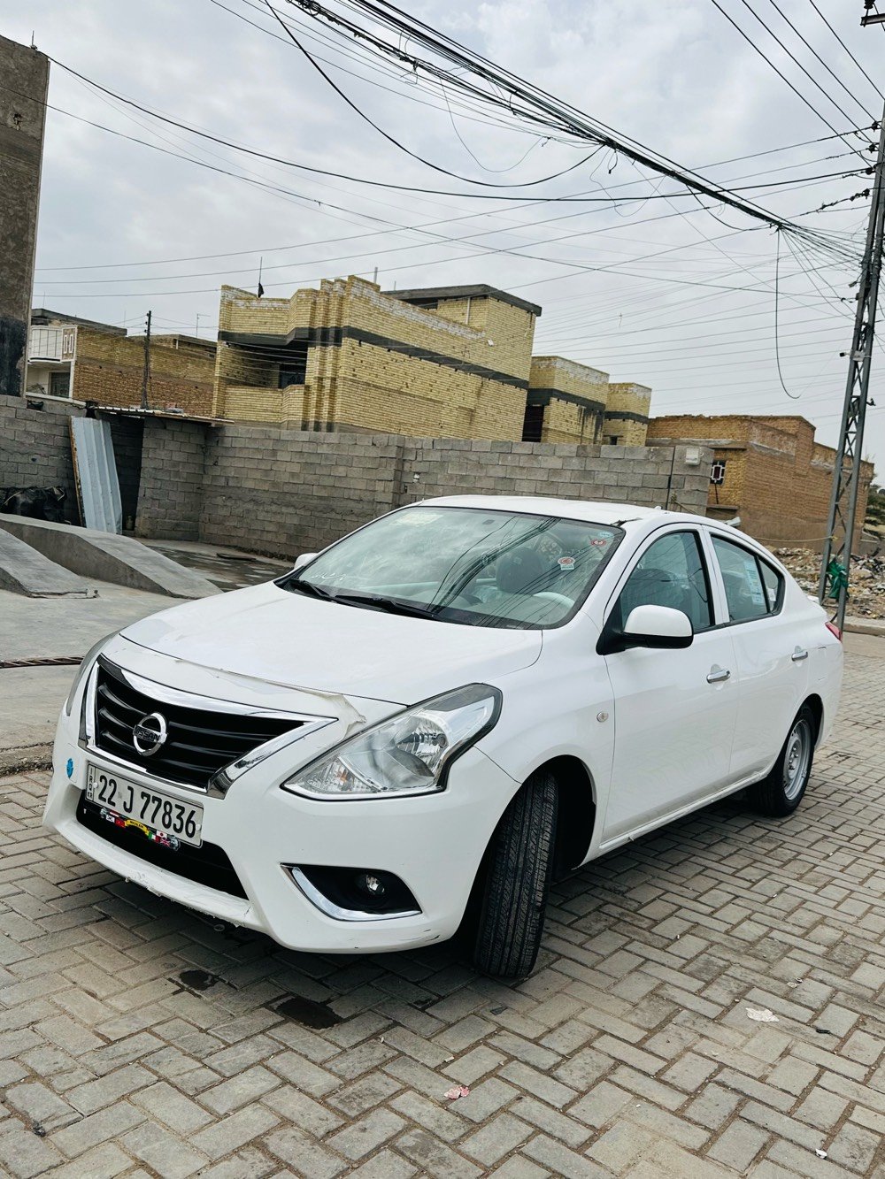 سلام عليكم 
 سني هندي لبيع موديل 22 مكفوله كفاله عامه من الضربه و الصبغ و البارد رقم اربيل  (بسمي) مكاني بغداد الحسينية الراشدية ماشيه  115الف سياره ع وضع شركه وبيه سونار رقم تلفون *********** سعر 118 وبيه مجال لطيبين