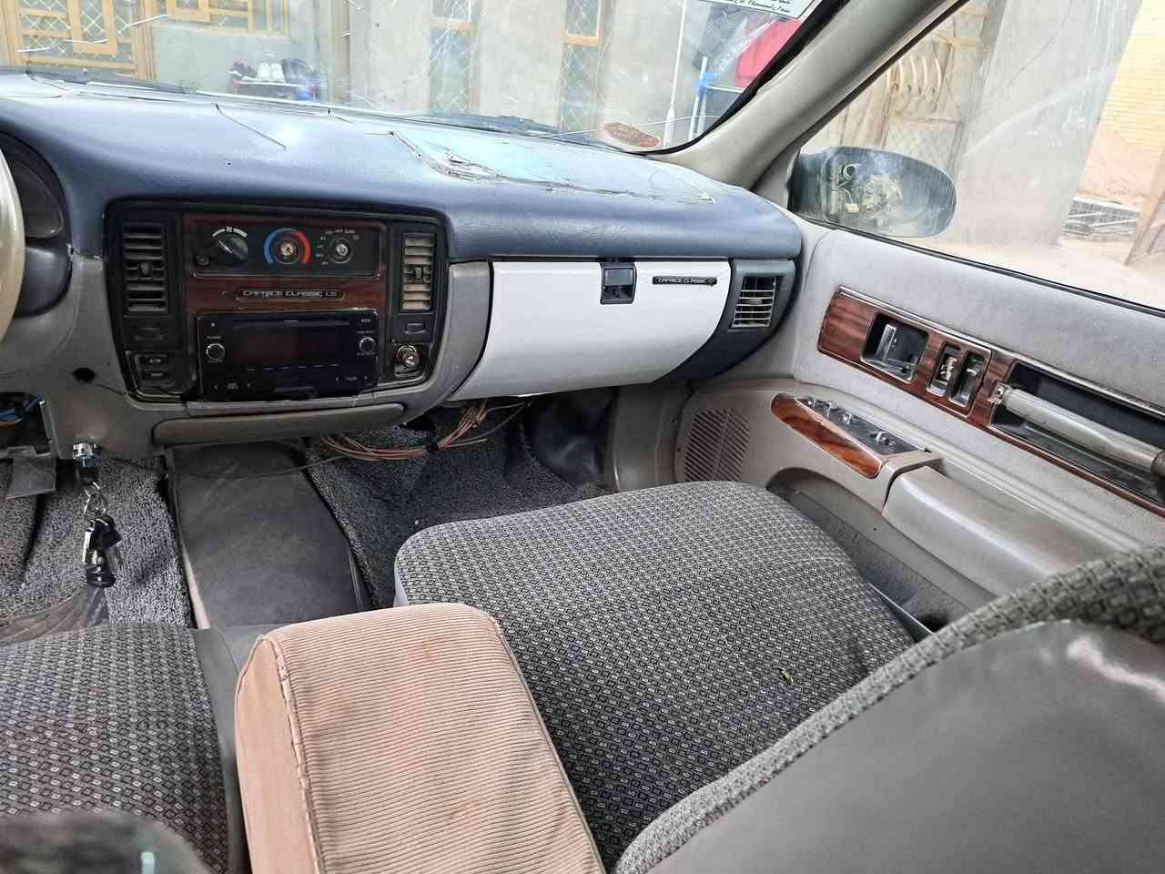 دولفين موديل ٩٤ رقم كربلاء انكليزي مشروع وطني سنويه لل٣٠ تحويل ثاني مكينه ٣٥٠ كير ١٠٠٠ مكينه وكير خير من الله مصبوغه جماليه تراي وين مايعجبك دواخل كلش نضاف كهربائيات عامه شغاله سعرها كلش مناسب ٢٢ وبي مجال قليل *********** مكاني كربلاء
