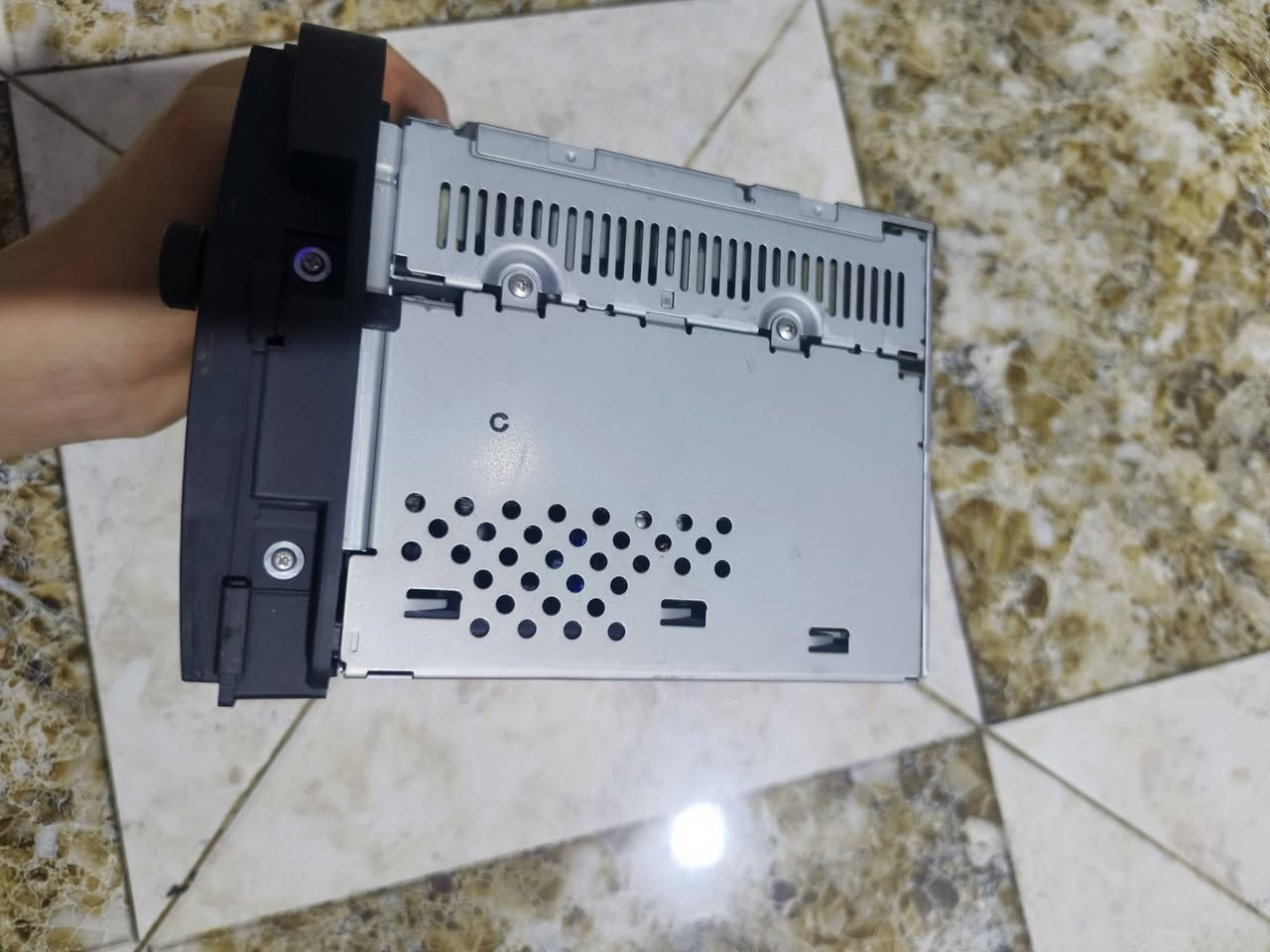 يا الله سلام عليكم
للبيع شاشه تاهو اصليه شغاله قرص DVD و راديو و نظام GBS 
و اطار تاهو اصليه و نظيف كامل 
سعر الشاشه 80 الف 
سعر اطار 25 
سعر الاثنين 105 
الرقم للاتصال *********** 
مكان جبيلة شارع الجنسيه قرب مدارس نور ال بيت
