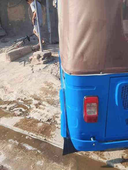 سلام عليكم تكتك البيع موديل 23 مضلع تكتك خير من الله مكفوله من دوس بلادياات بيها ضربه بس بل صفحه مرجعه على حار/ مكاني بغداد الشعب السعر 9 ملاين بيها مجال ***********
