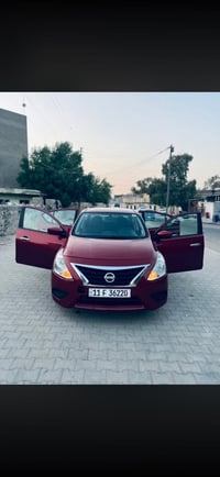 نيسان فيرسا للبيع موديل 2018  حادثه بامريكا دعاميه وبلعراق ٣ قطع توحيد...