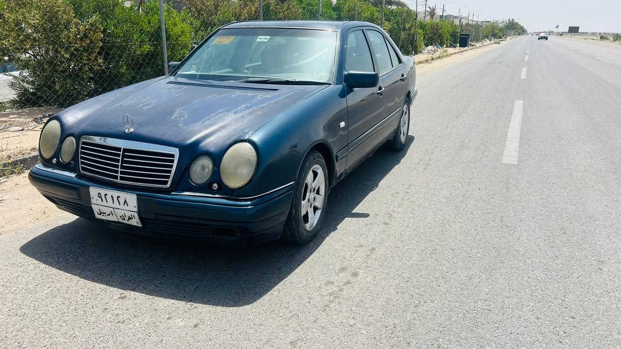 مارسيدس ام عيون موديل 1996 

محرك 4 سلندر خراطيم بلاد 

كير ومحرك مال كصه جدد 

تبريد شغال وحلو 
مكاني بالنجف 

سعرها 50 وبيها مجال اتصل وتدلل 

*********** اتصال او واتساب

