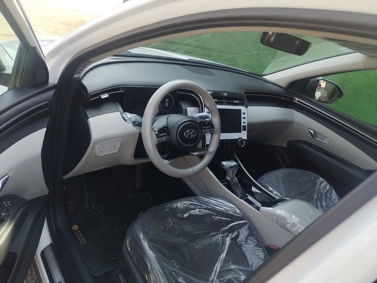 السلام عليكم توسان مديل 2023سيارة فول عدة البنراما  سيارة مكفولة من صبغ او حادث سيارة بيهة بصندوق طعجة بصيطة امبينة بل صور ماشية 98 السعر 205  
الاستفسار اكثر ***********. 
العنوان البنوك
