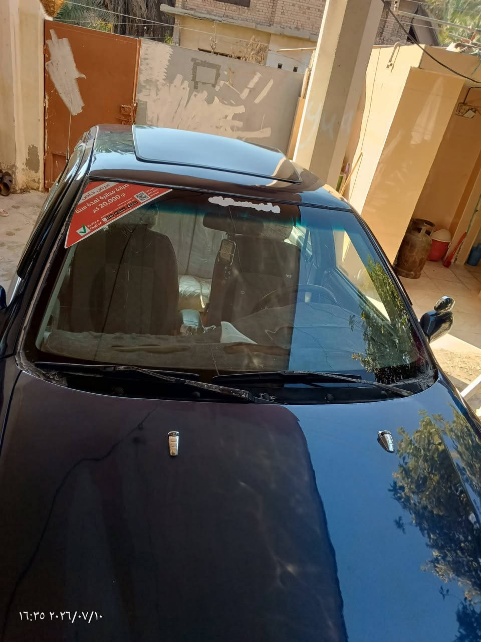 سياره سيفيه للبيع موديل 95.سياره حلوه ونضيفه ومابيه شي ورقم جديد وعن الستفسار هاذه رقمي ***********
