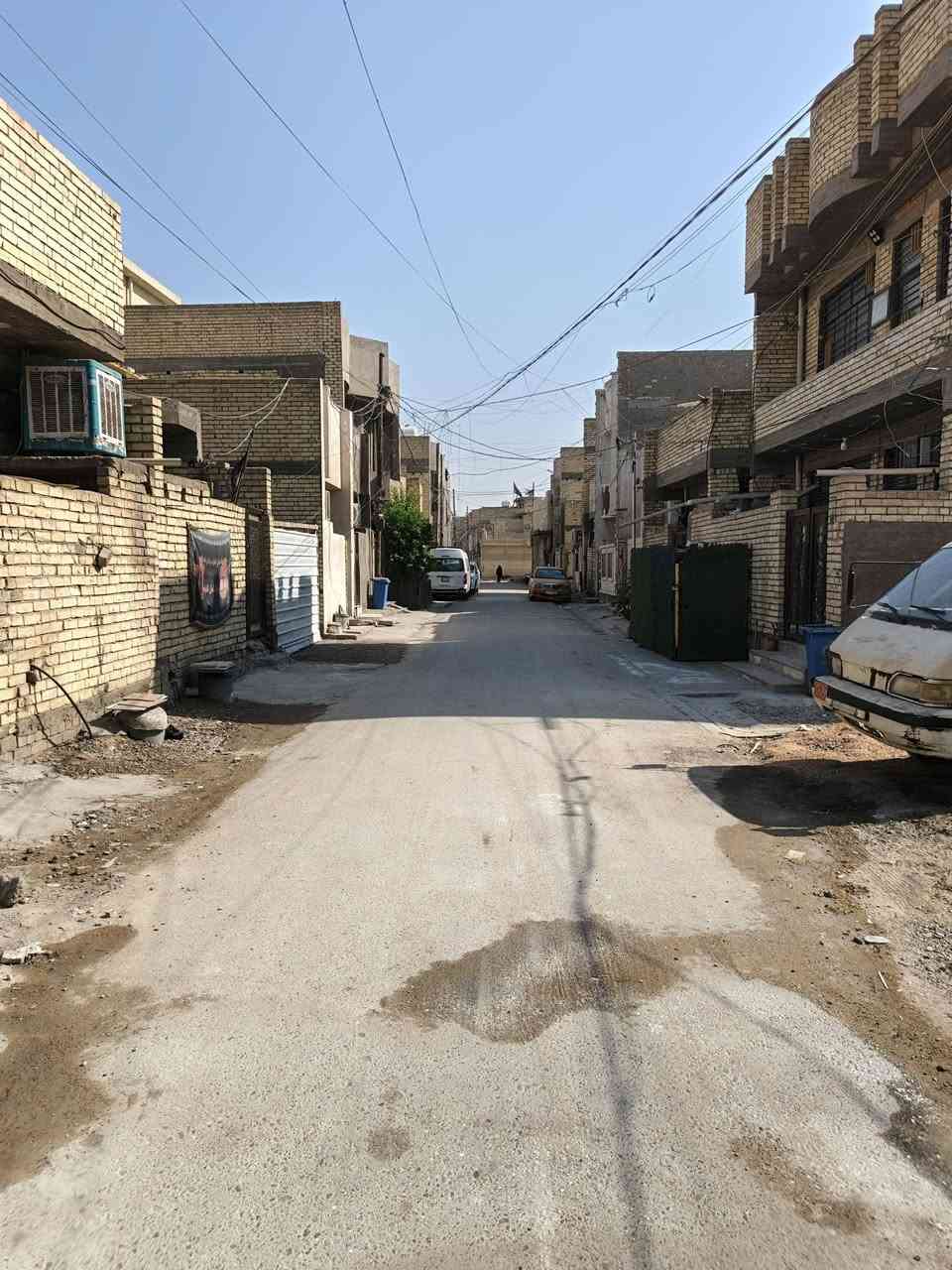 بيت في خطيب الزراعي مساحه 75 متر طابقين قيد لانشاء يحتوي على ثلاث غرف وا استقبال  ومطبخ حار ومطبخ بارد وشخل كل فول وكله بورسلين هندي وخدمات كامله 
 ***********
