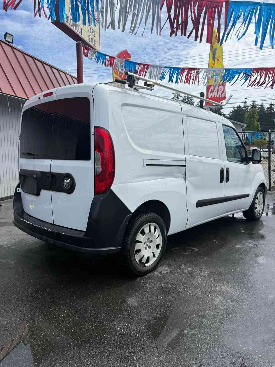 FOR SALE: 2018 Ram ProMaster City – Clean Title 

Looking for a dependable and fuel-efficient cargo van? This 2018 Ram ProMaster City is clean, reliable, and ready to get to work. Whether you need it for your business, deliveries, or everyday hauling, this van is up to the task.

Vehicle Details:

* Year: 2018
* Make/Model: Ram ProMaster City
* Mileage: 150,000 miles
* Title: Clean
* Transmission: Automatic
* Air Conditioning: Blows cold
* Clean interior and exterior
* Runs and drives great
* Ready for work or daily use

This ProMaster City is a great choice for contractors, small businesses, delivery drivers, or anyone needing a practical and reliable cargo van.

Message for more information or to schedule a test drive. Tacoma, WA


**إذا كنت صاحب هذا الإعلان وتريد حذفه لأي سبب، رجاءا أرسل رسالة إلى الدعم الفني**