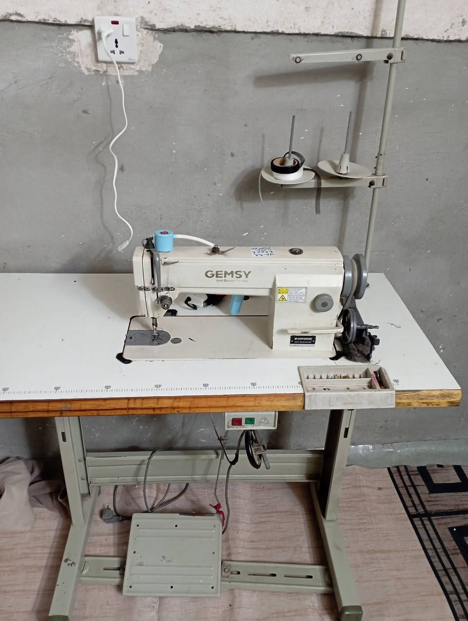 مكينة خياطه نوع جيمسي شغاله على الفحص سعر 150


**إذا كنت صاحب هذا الإعلان وتريد حذفه لأي سبب، رجاءا أرسل رسالة إلى الدعم الفني**