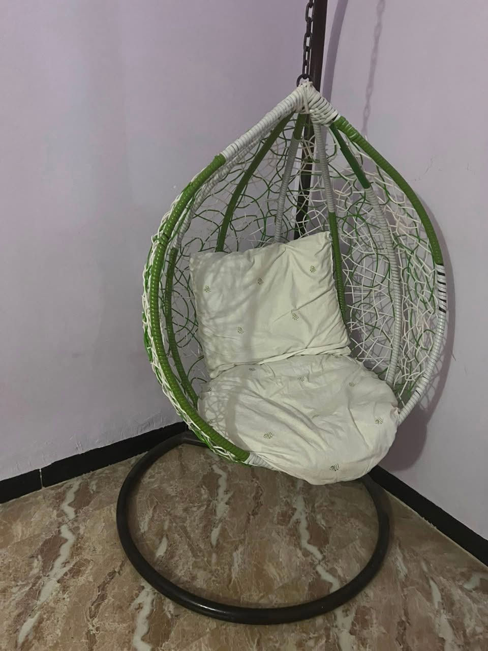 مرجوحة بحالة جيدة جدا ممستعملة شي قليل للبيع المكان داموك دور الظباط شراي اتصل/ ‏‪***********‬‏
