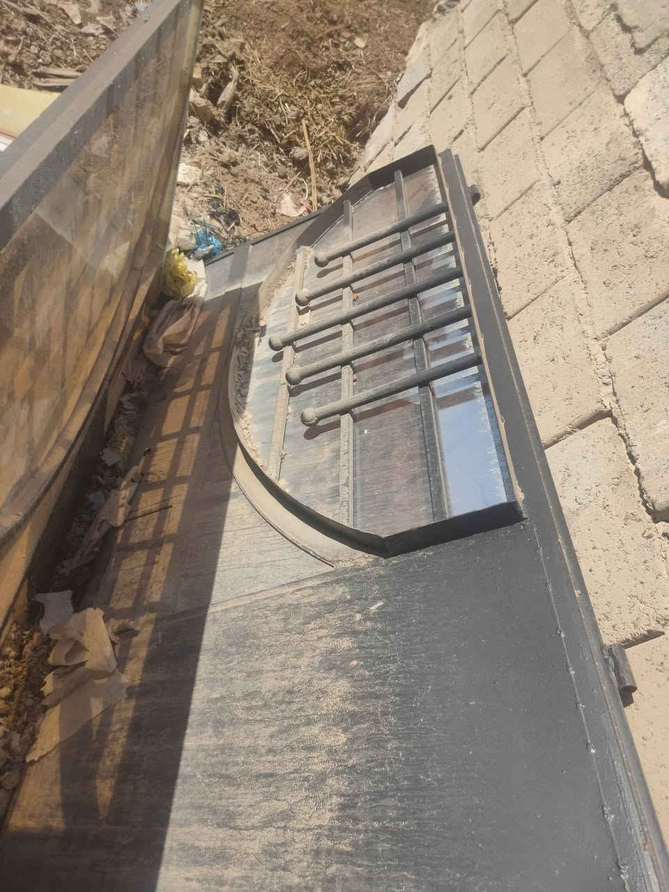 السلام عليكم بيبان وشباك كدام عينكم  تسكام للبيع يردن بس جراجيب مكاني بغداد قريب من حي الجهاد  *********** واتساب ***********
