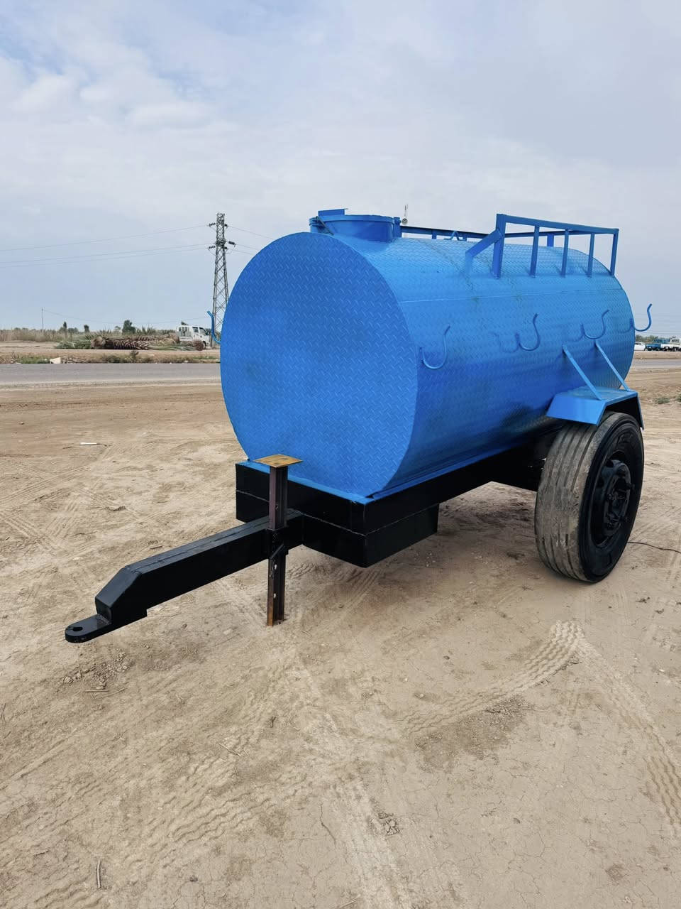 مقطورات والخزانات بكافت الحجام  والتانكيات للبيع مغلون درجه اولى دنكير تاير 22 شاصي بلادي السعه 5000 او 3500

المكان الشوملي قرب السريع الدولي على الشارع العام قرب المحطه البهاء مدخل الشوملي

للاتصال على الارقام

***********

***********

توجد خدمات توصيل لكافه المحافظات
