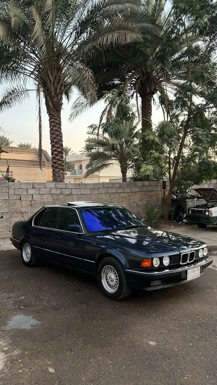 بي ام 1991
730 اصل لون نيلي
صبغ عام فرن 
كفاله عامه من ضربة وخياس 
كهربائيات كلهه بلاد ونظيفه
غرفة جلد اسود جدا نظيفه 
كلشي بيهه شغال 
ادامه عامه مسوي للسياره 
فيت بمب
نوزلات
بلكات
كازكيت 
فلاتر 
صوندات بانزين
قاعدة وطوافه 
بنكه كهرباء 
صدر جديد
كمبريسر جديد 
حساسات حماوه وتشغيل صباحي جدد
باتري جديد
لايتات جدد 
ولف حماوه وجوينات جدد 
السياره مابيها اي نقص وترايهه جدا حلو وناعم 
رقم صلاح الدين تحويل مباشر 
السعر 75 وبيهه مجال جدا بسيط
مكانه صلاح الدين _بلد 
اتصل ***********
