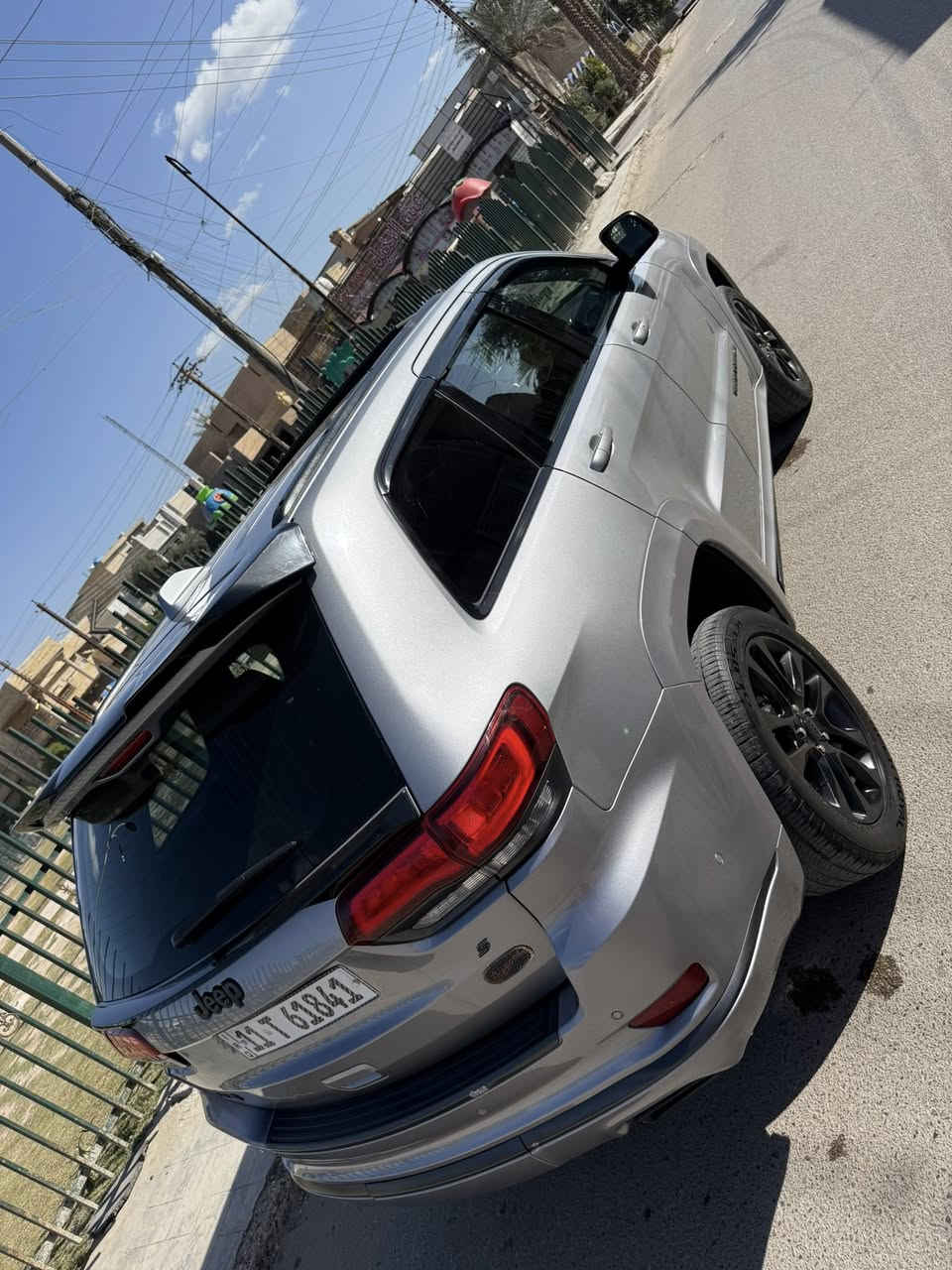 السلام عليكم
الجديد للجديد والجديد غالي
السيارة جديدة بمعنى الكلمة ومصروف عليها الله شاهد من دعامية للدعامية ومابيها نقص برغي ولاگلوب مشتغل بالدبول مصروف عليها من كل النواحي 

جيب S اوڤر لاندأمريكي 

موديل 2018 فئة S اوڤر لاند
فول مواصفات
 حادثها بنيد فقط مبدل اصلي 
* محرك 6 V
* رادار امامي مع مانع تصادم . 
* تحذير الخروج عن المسار . 
* جگات امامي خلفي .
* ⁠دوس صعود ونزول كهرباء بلادي 
* دفع رباعي 4x4 
* المقاعد الأمامية كهربائية .
* ذاكرة لحفظ وضعيات الجلوس . 
* المقاعد الأمامية  تبريد وتدفئة . 
* المقاعد الخلفية مع تدفئة . 
* انظمة القيادة .
* نقطة عمياء ..
* مقود السائق كهربائي . 
* تدفئة ستيرن . 
* سقف بانوراما .
* شاشه كبيرة مع نفكيشن GPS . 
* ⁠لايت منضومة عدسات LED
* كشافات ضباب بروجكتر زنون . 
* تشغيل عن بعد .
* صندوق كهربائي .
* حساسات أمامية . 
* حساسات خلفية .
* كاميرا خلفية .
* مرايا متحسسه للضوء العالي . 
* محدد سرعة . 
* نظام بريك اوتماتيكي ( Auto Break System ) .
*نظام صوت هارمن كاردون
* شاشات 
* رادارات .
* المسافة المقطوعة (54000) 
* وبعد هواية مواصفات 
* السعر (240) وبيها مجال
***********
