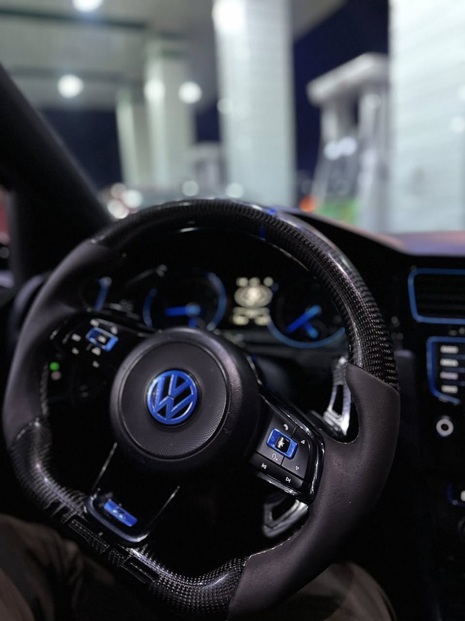 اكو صور شامله للسيارة واكو فيديوات عن كلشي الها بكل قطعه
سلام عليكم ورحمه الله وبركاته اخوتي الكرام جميعا 
وتحياتي للاخ الطيب زيدون باسم

الحليوه (R)
خليجى
 R MK7 2016
‎فول للآخر 
‎ الممشى 80  ميل
Stage 2+plus
سستم صوت وسستم كاربون وتغطيس داخلي ولدات انارة وسقف روز رايس
 وكلشي مرتب بيها
‎التزويد الي عليها 
‎شوته r600 
اكزوز كامل عمل 
‎ داون بايب
‎مجاول apr
‎ثلاجة cts 1500$
بنيد كاربون فايبر حقيقي 
عطاس frouge
عليها فيول بمب aem
‎فلكس فيول 
( مبرمجة ع فلكس )
ايثانول وبانزين عادي وسوبر ومحسن وتستقبل كلشي 
بكلايت 2018  اصلي وكاله 
‎سنسرات ٥ بار
‎كزوز ٣ انج كامل
درگه كاربون فايبر R600 
بوابات اكزوز ويه الRpm
وفچوج borla اصليات 
والسياره عليها برمجه اونلاين من امريكا ب1500$ الفايل مالتها ‎
بلكات American racing’s 
ويل 17 بدون لا فطر لا عواج مع تخم تاير جديد انتاج 25
Hp‎ نقصك  فقط توربو هايبرد وتحط ٦٠٠
‎سيرفس كامل من كلشي
السياره 0 مسج 
لحيه كاربون tcr 
دبلات على حسب الدرايف مود 
‎6 وضعيات قياده
كفاله عامه من الحادث والصبغ

+ كاب الثلاجه والمراوح والكولرات واستخدام يومي تخبل ومتصرف ابد وتريدها دراك تصير وكلشي 
والسياره ماخذه هواي سيارات وقوتها كلش معروفه 🙏

برمجه عليها بوب كورن ونار وطلق 
اما على العادي صوتها كاتم ولطيف وتصلح جدا للاستخدام اليومي
السياره من حيث البدي بيها pdr قليل بالجاملغ الامامي فقط
كامله من كلشي متصرف دينار عليها 
من كير مكينه حداده غرفه وتبريد 
رقم اربيل وكاله تحويل اي شي حاضر 

ومضلله السياره كلها بلو رايز حتى الامامي 
ومن اكلك ماكو نقص ابد تجي تاخذها كامله حتى دهنها ماشي عليه 100 كيلو 
سياره متفتح بيها بنيد والله وعلى 3 مالكين فقط من وصلت ليومك
والسياره مدفع يعني ماشاء الله على قوتها 

واي استفسار اني بخدمتكم جميعا وكلهن حدايد فدوتكم يروحن ويجن الي معجبته ان شاء الله يركب اغاتها وتاج راسها 

اخوتي واعزاء ملاك الفولكسواكن كل الاحترام لحضرتكم 🤍

مكاني كربلاء 
وهذا رقمي والخاص موجود والواتساب هم متوفر
***********  
وفقط بيع لان محتاج نقد والله وهذا مو سعرها مقارنه ببيش صايره عليه

198 $ ومجالها جدا قليل وكلها فدوتكم
