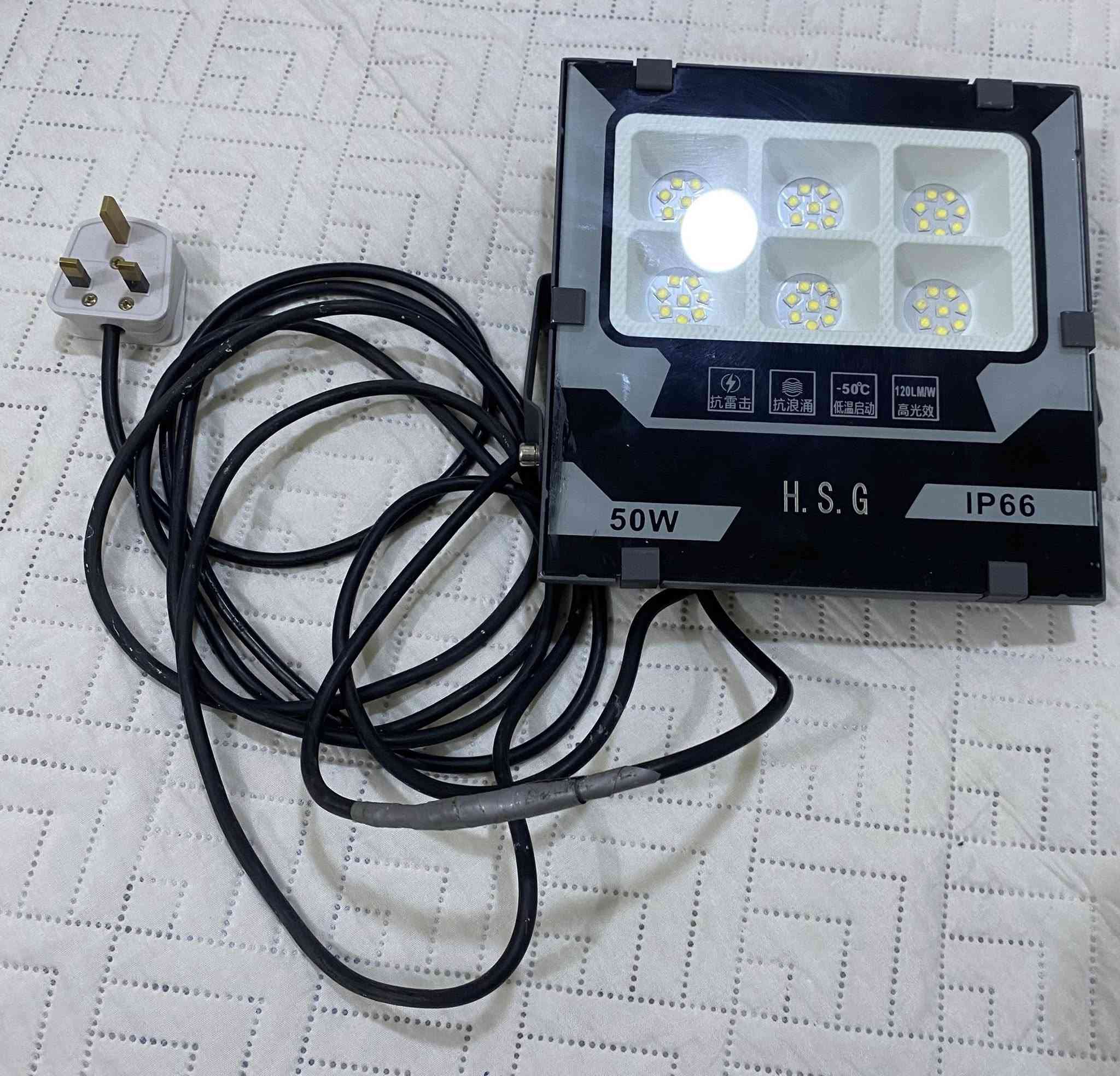 كشافات للبيع التواصل على الخاص


**إذا كنت صاحب هذا الإعلان وتريد حذفه لأي سبب، رجاءا أرسل رسالة إلى الدعم الفني**