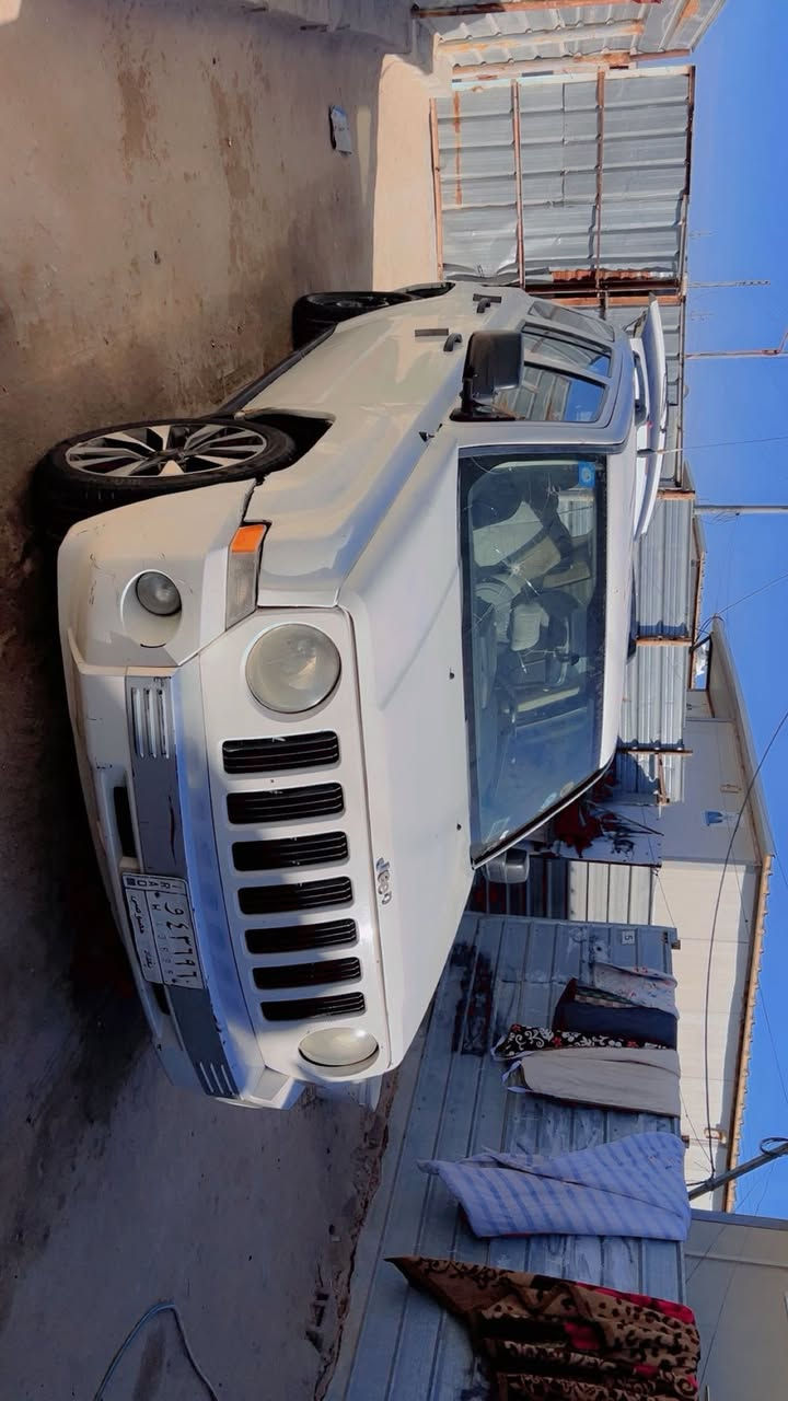 سلام عليكم لبيع جيب باتريوت 2007 مكينه كير سنويه جديده سياره حلوه بيع اومراوس  السعر 68 المكان البصره رقمي ***********
