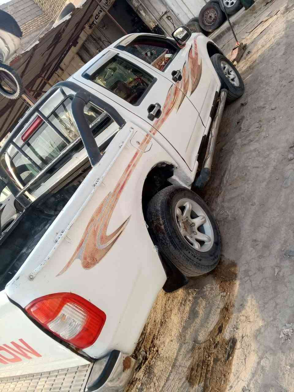 السلام عليكم سياره كريت ويل 
سيارة نظيفة حدادية جديدة تخم تاير جديد تبريد ثلج مكينة نظيفة سيارة ب اسمي مداور ثاني يوم بيها ضربة خفيفة فقط بالبنيد المكان دواية.ناصرية رقم سيارة ذي قار 
رقم صاحب السيارة..***********.سعر سيارة 54وبيها مجال
