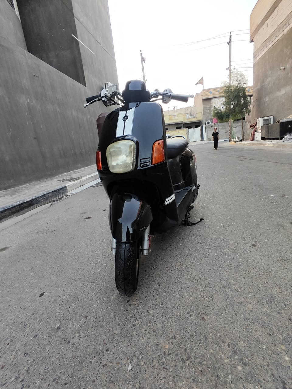 ماكس بوليسي كابريتر دراجه جديده ما مفتوحه كهربائيات كلها شغاله اي نقص ماكو عوزها باتري فقط عليها ويلكب اصلي تهم تاير جديد سعر600 وبيها مجال حق الجيه فقط الاستفسار *********** أو متواجد وتساب مكاني بصره حي شرطه قرب المعارض مال سيارات جديده مقابيل حيانيه
