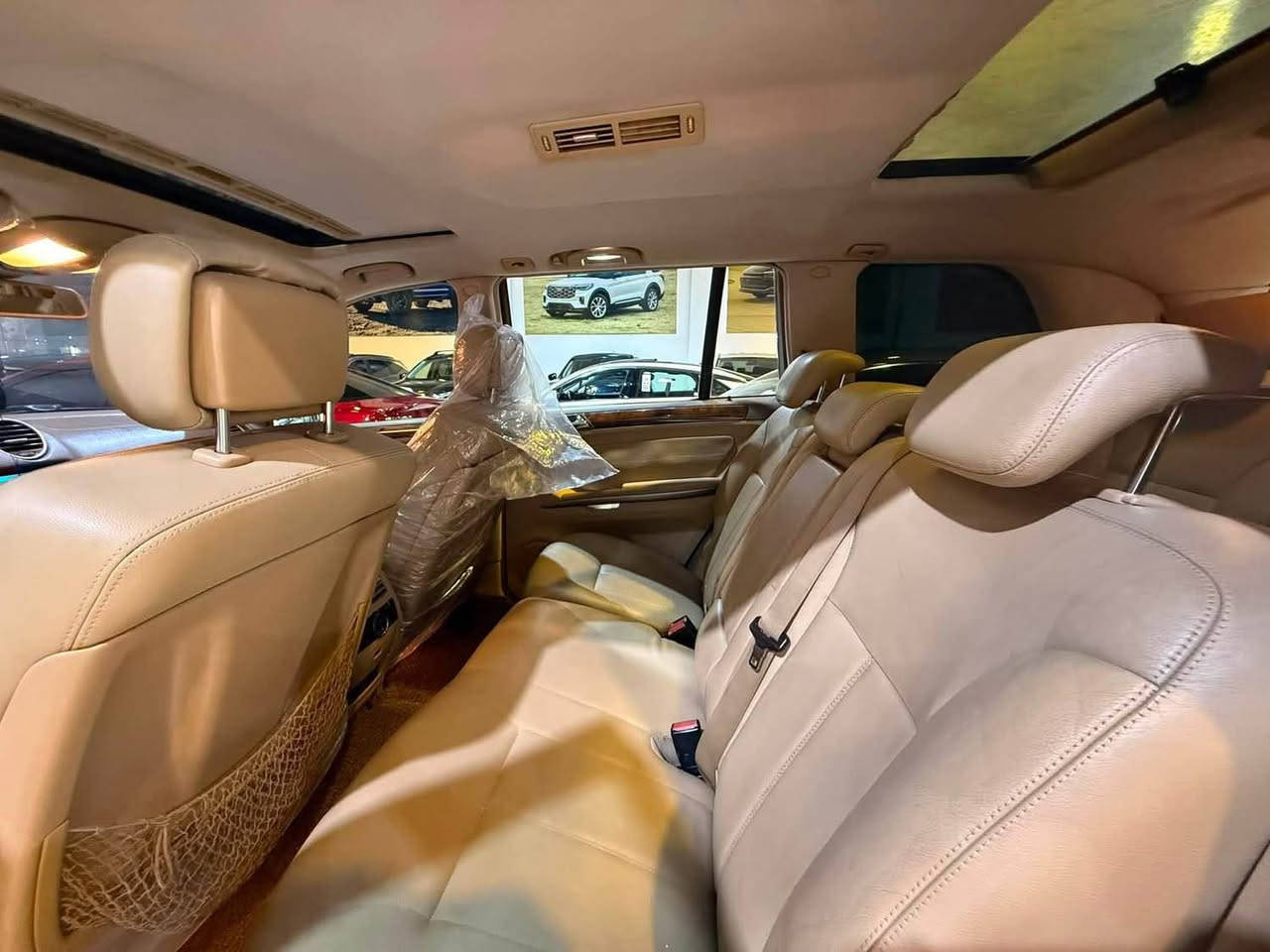 عربى/کوردی

mercedes 

GL 500 2007

ضرر: قتعة تين صبغ

سلندر: 8 سلندر

محرک: 5.0

السعر / 10,700$

كاميرا خلفية - مسند الید - تحدید السرعة - شاشة - کشن كهربائي - كشن حار- كشن تبريت- 8 وسادة هوائية - لایت زینون - سستم الایفون

mercedes 

GL 500 2007

بۆیاغ:دوو پارچة

پستۆن: 8 پستۆن

بزوێنەر: 5.0

 نرخ / 10,700$ 

کامێرەی دواوە - بالیفی دەست - دیاریکردنی خێرای - شاشە - کوشن کارەبایی-كوشن سارد -کوشن گەرم - 8 پەرەشووت - لایت زینۆن - سستەمی 

ئایفۆن

:

(معرض ميناء دبي)

***********~کۆروک أربيل, العراق
