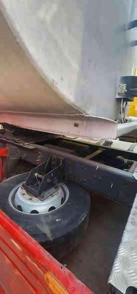 سكانية 2006 رقم سليمانية جاهزة للعمل جي بي اس طوناج تانكي شاكر تخم تاير قمارة كفالة حجم 420R السعر 350.   

للستفسار ؟ اتصل على ↘️ ⚜️***********⚜️❔
⚜️***********⚜️❔
{معرض الحاج رائد}
اوقات الدوام من الساعة (8صباحآ) حتى الساعة (8مساء)✅🔄
العنوان 📍: النجف الاشرف المعارض الجديدة ♻️
