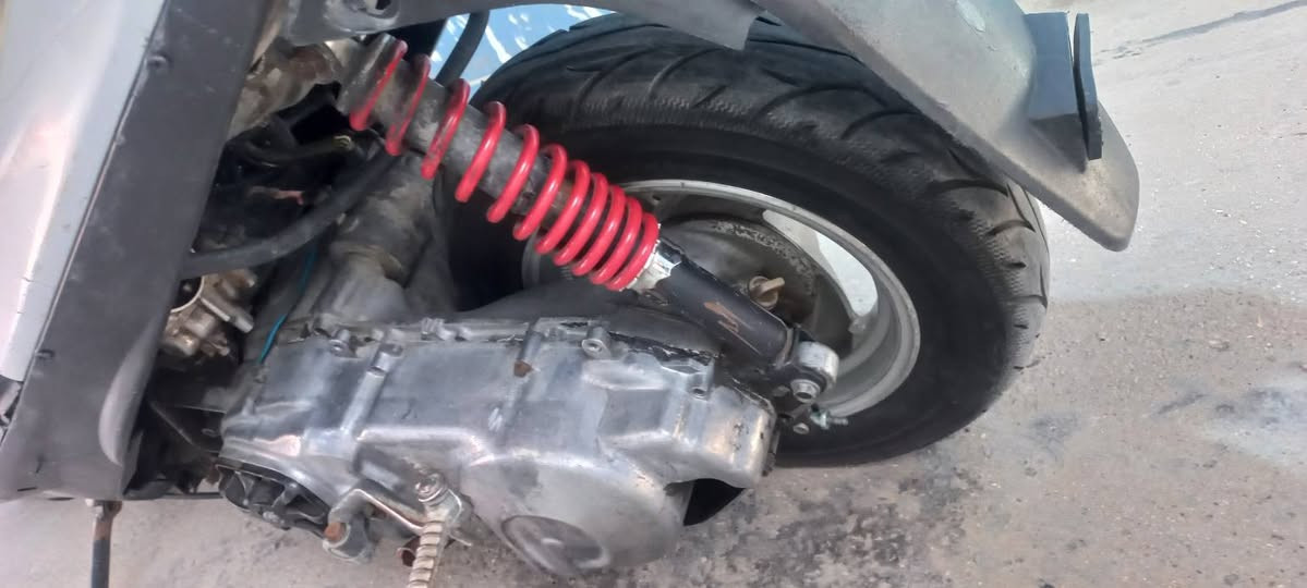 سلام عليكم عندي دراجه ماكس حجم 140 للبيع التعجبه يجي يشوفها رايدهه 250 شويه مكينته بيه خيط بخار عنواني الدوره المهديه الثانية ***********
