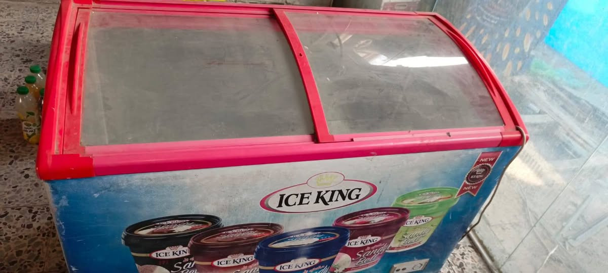 حافظات اسواق للبيع  المكان بغداد الكرادة داخل
***********
الاتصال
