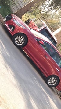 سوناتا موديل 19 ماشيه 64ميل  السياره بأسمي رقم الأماني  وأرد امريكي حا...