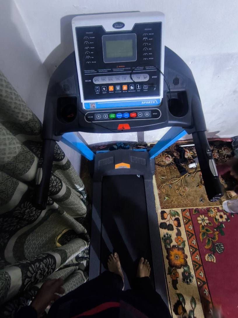 جهاز جري من شركة daily youth جديد يتحمل وزن 150 ك  
بيه عدت انماط 
مكاني كربلاء واكو توصيل سعره 575

***********
